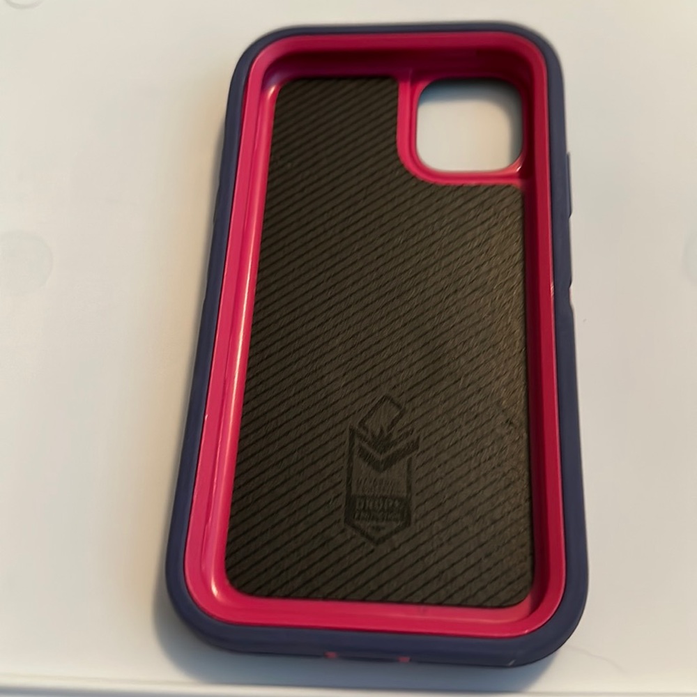 iPhone 11 Otterbox Pop Socket